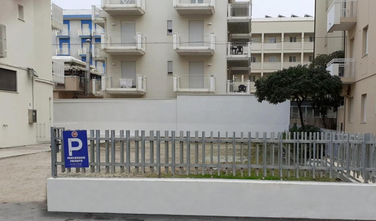 Hotel Gran San Bernardo Riccione Exterior photo